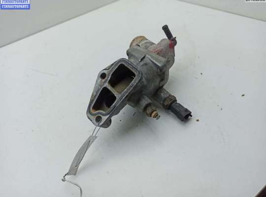 Корпус термостата на Opel Vectra B
