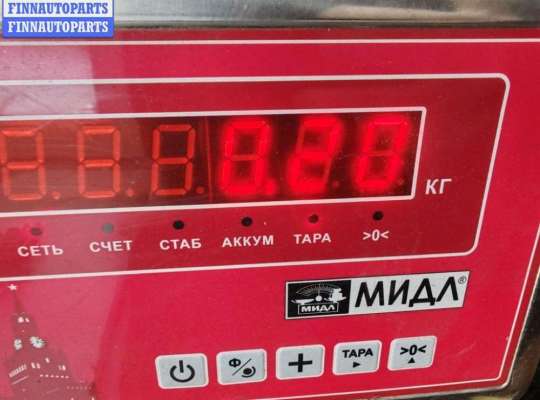 купить Решётка (заглушка) в бампер на Volkswagen Passat B6