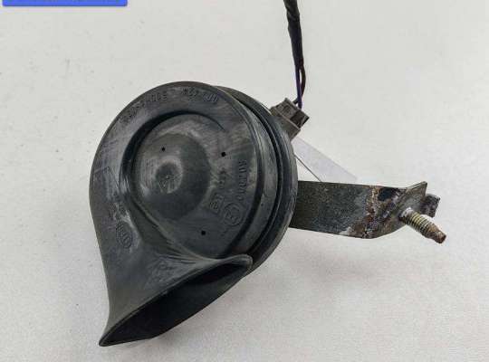 Купить Сигнал (клаксон) на BMW 3 E46 (1998-2006) Сигнал (клаксон) BM3563239 на BMW 3 E46 (1998-2006)