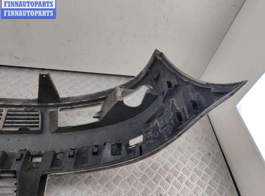 Бампер передний на Volkswagen Sharan I (7M)