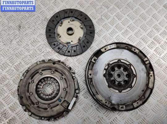 купить Маховик на Mercedes C-Class W204 (2007-2015)