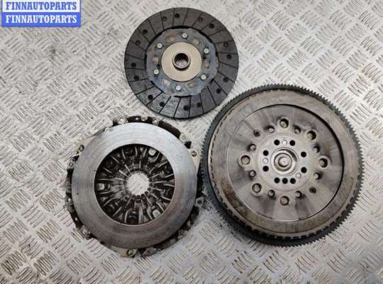 купить Маховик на Mercedes C-Class W204 (2007-2015)