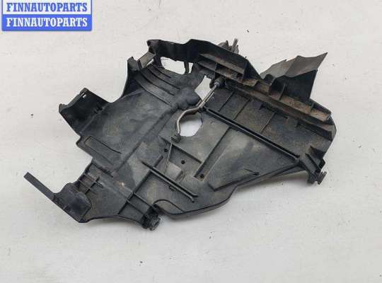 купить Крепление фары правой на Volkswagen Touareg