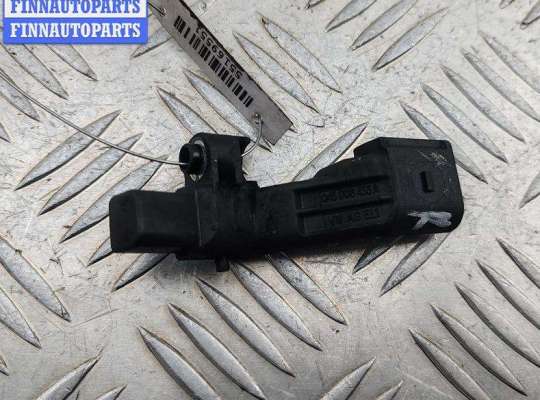 купить Датчик положения коленвала на Volkswagen Golf-5