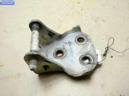 купить Петля двери передней правой на Ford Transit (2006-2014)