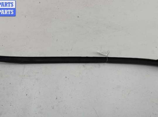 купить Молдинг лобового стекла на Opel Astra J (2009-2015)