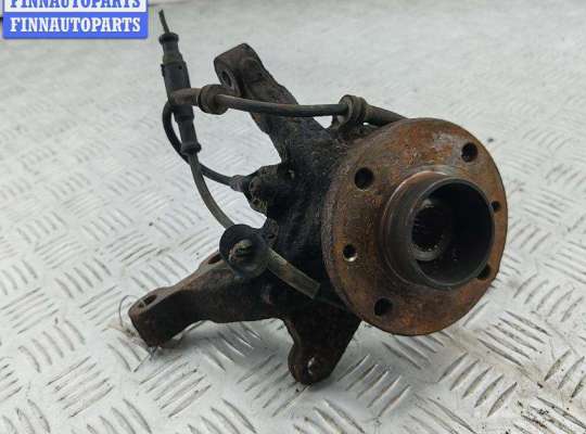 Ступица передняя левая RN1583950 на Renault Scenic I (1996-2003)