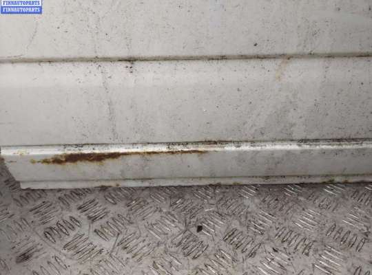 купить Дверь сдвижная правая на Volkswagen Transporter T4