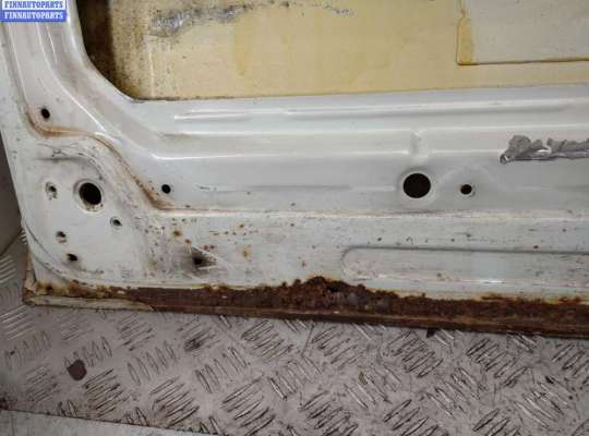 купить Дверь сдвижная правая на Volkswagen Transporter T4