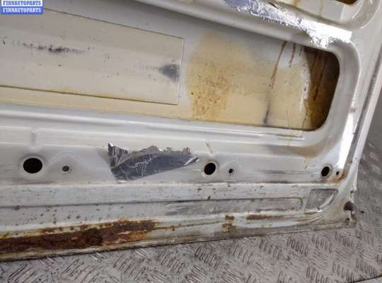 купить Дверь сдвижная правая на Volkswagen Transporter T4