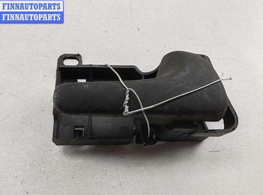 Ручка двери внутренняя задняя правая VG2751139 на Volkswagen Passat B4