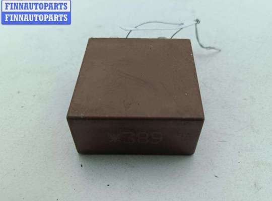 купить Реле стеклоочистителя (дворников) на Volkswagen Passat B5