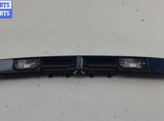 купить Накладка подсветки номера на Volkswagen Passat B5