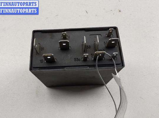 купить Реле стеклоочистителя (дворников) на Volkswagen Passat B5+ (GP)