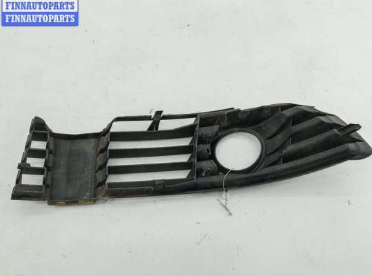 купить Рамка фары противотуманной левой на Volkswagen Passat B5+ (GP)