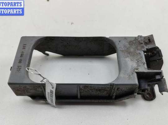 купить Рамка фары противотуманной правой на BMW 3 E36 (1991-2000)