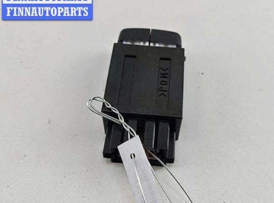 купить Кнопка противотуманных фар на Mitsubishi Grandis