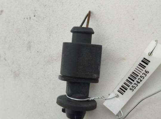 купить Патрон лампы указателя поворота на Volkswagen Passat B6