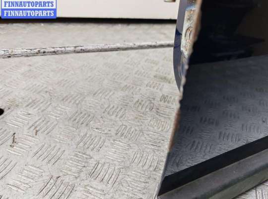 Дверь боковая на Volkswagen Passat B5 (3B)