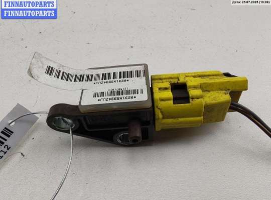 купить Датчик удара (Airbag) на Volkswagen Passat B6