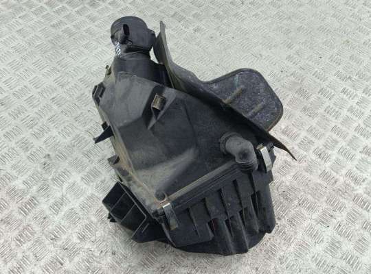 Датчик расхода воздуха (ДМРВ) на Volkswagen Passat B5+ (3B, GP)