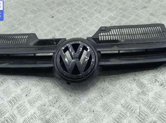 купить Решетка радиатора на Volkswagen Golf-5