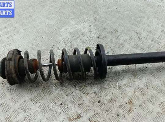 купить Стойка подвески задняя левая на Volkswagen Golf-3