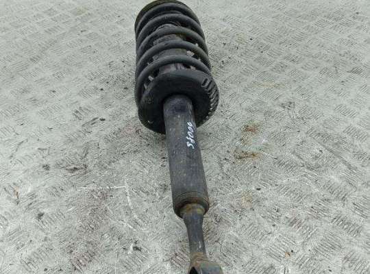 Стойка подвески амортизационная на Audi A6 (C5)