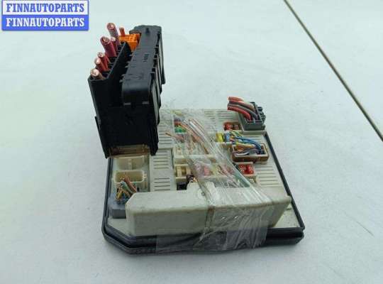 купить Блок предохранителей на Renault Scenic II (2003-2009)