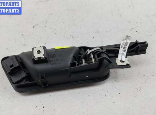 купить Обшивка двери передней левой (дверная карта) на Volkswagen Golf-5