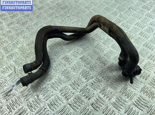 Купить Патрубок отопителя (печки) на Volkswagen Passat B6 Патрубок отопителя (печки) VG2712452 на Volkswagen Passat B6