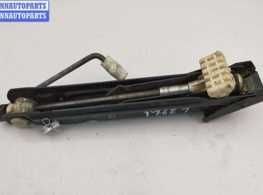 Купить Домкрат на BMW 5 E39 (1995-2003) Домкрат BM3657031 на BMW 5 E39 (1995-2003)