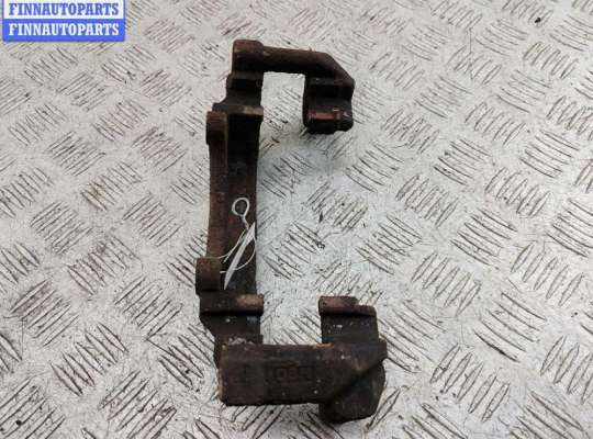 Скоба суппорта на Volkswagen Touran I (1T)