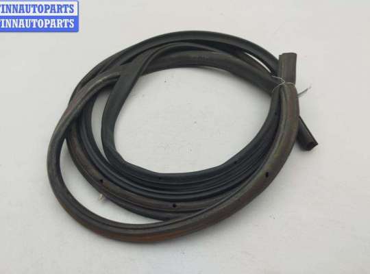 купить Уплотнитель двери передней левой на Ford Focus II (2004-2011)