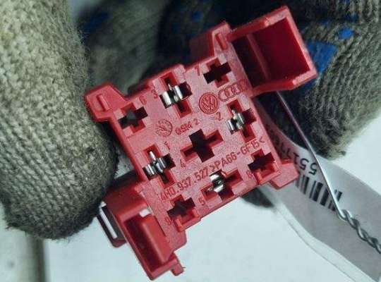 купить Разъем (фишка) проводки на Volkswagen Golf-6