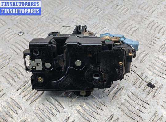 Замок боковой двери на Volkswagen Caddy III (2K)
