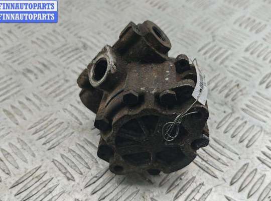 купить Насос гидроусилителя руля на Volkswagen Transporter T4