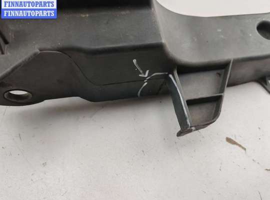 купить Рамка передняя (панель кузовная, телевизор) на Mercedes Vito-2 / Viano W639 (2003-2014)