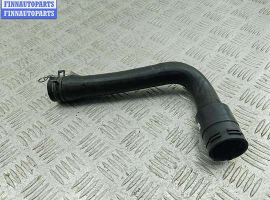 купить Патрубок радиатора на Volkswagen Passat B5