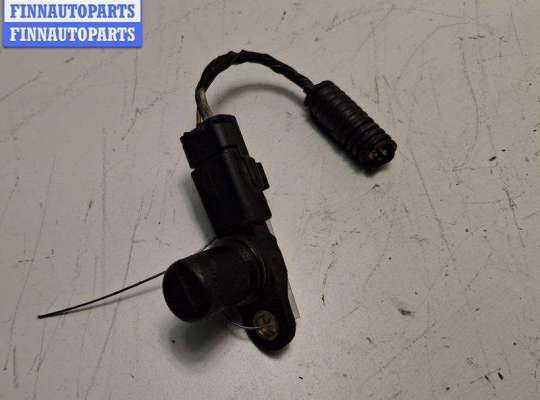 Датчик положения распредвала RN1576910 на Renault Scenic II (2003-2009)