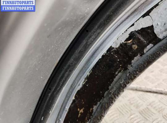 купить Дверь боковая задняя правая на Kia Sorento (2002-2009)