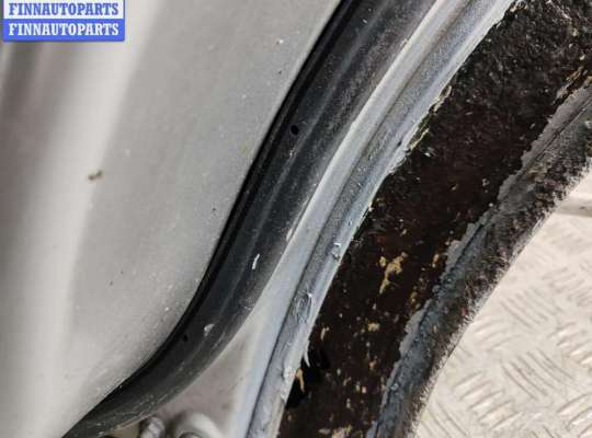 купить Дверь боковая задняя правая на Kia Sorento (2002-2009)