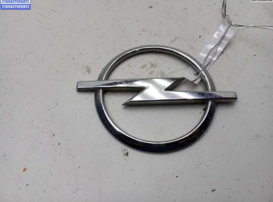 Эмблема OP2210003 на Opel Zafira A (1999-2005)