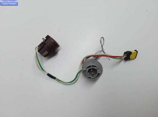 Патрон лампы фонаря PG1159754 на Peugeot 607