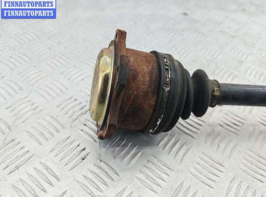 купить Полуось передняя левая на Volkswagen Passat B4