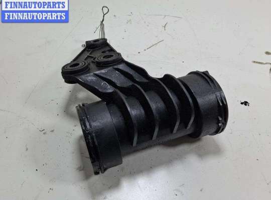 купить Патрубок на Mercedes C-Class W203 (2000-2006)