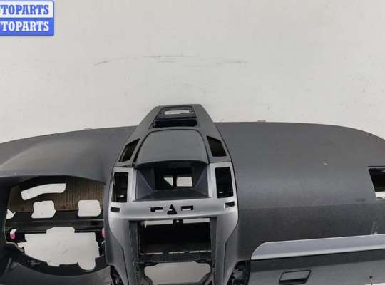 купить Панель приборная (торпедо) на Opel Zafira B (2004-2014)