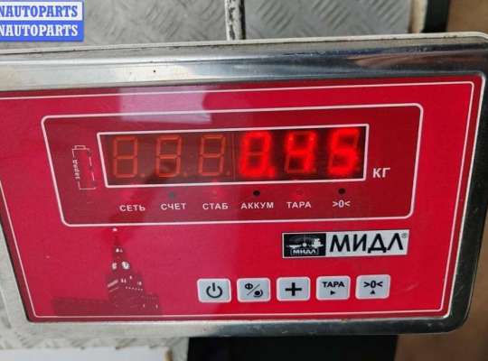 купить Молдинг двери задней левой на Audi A6 C5 (1997-2005)