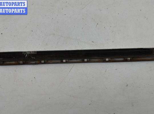 купить Молдинг двери задней левой на Audi A6 C5 (1997-2005)