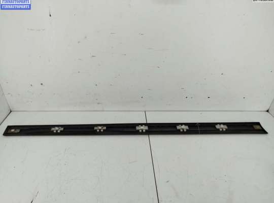 купить Молдинг двери передней правой на Mercedes C-Class W203 (2000-2006)